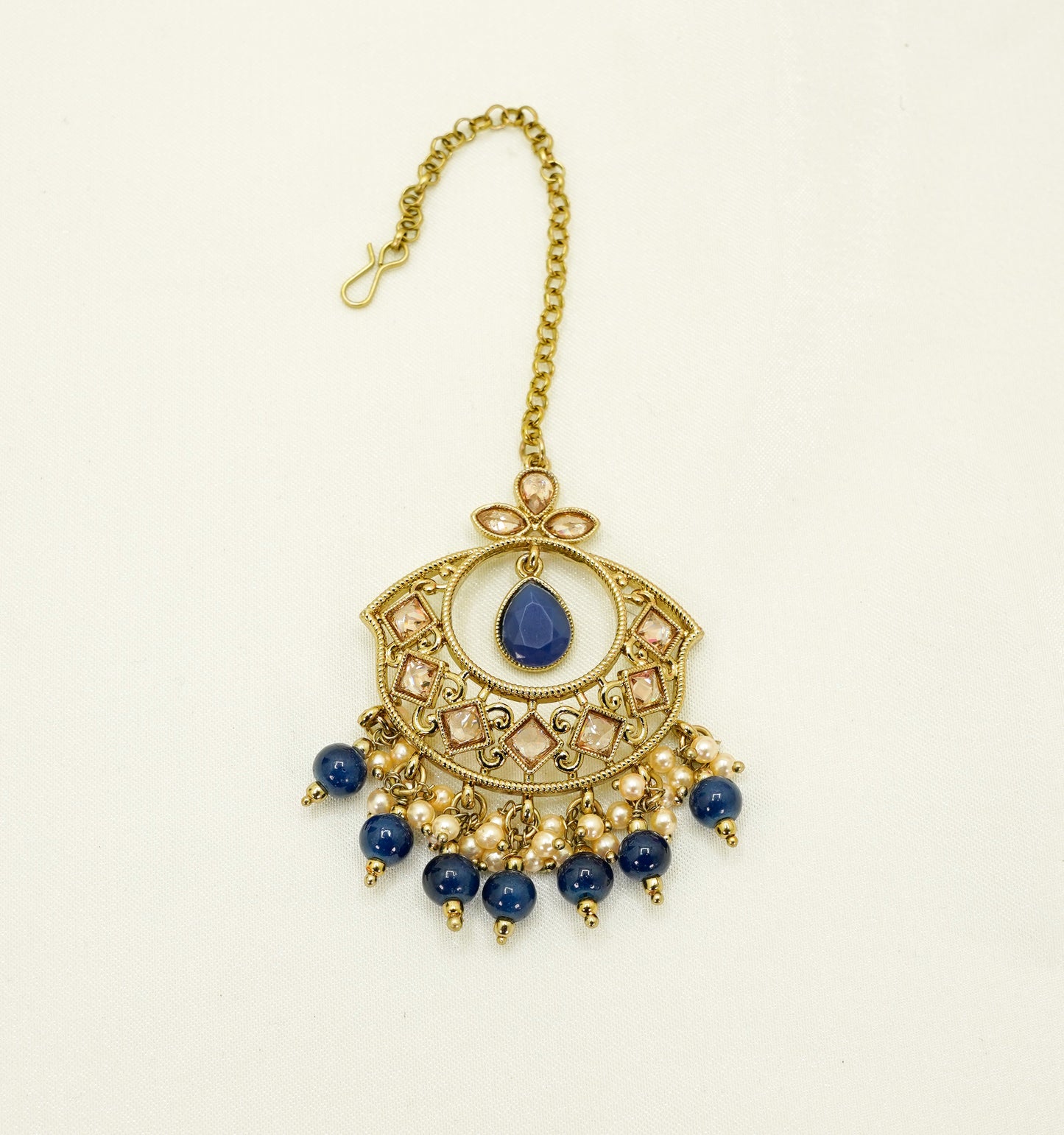 Zoya Jhumka Earrings & Tikka – Modest Earring for Any Celebratory Event