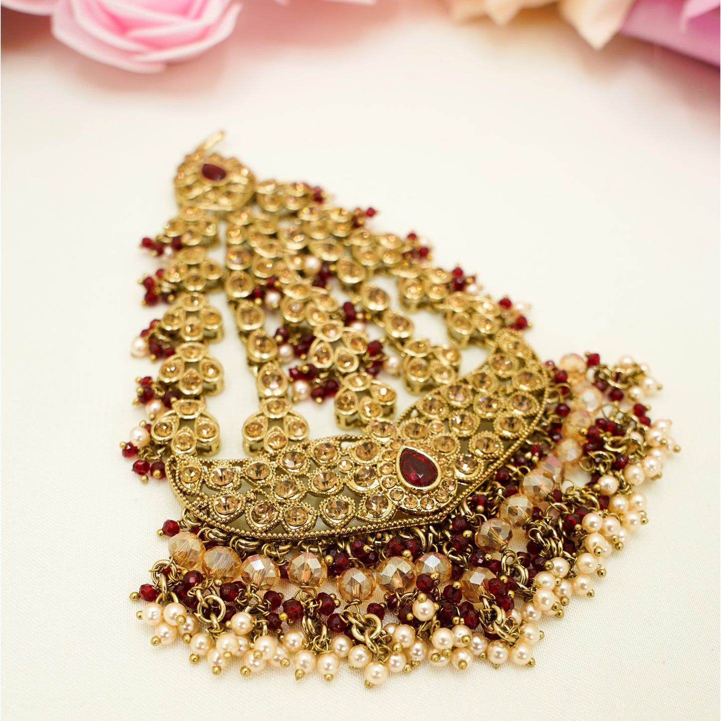 Antique Gold Bridal Chand Tikka – Maroon & Pearl Headpiece for Nikah, Mehndi & Walima