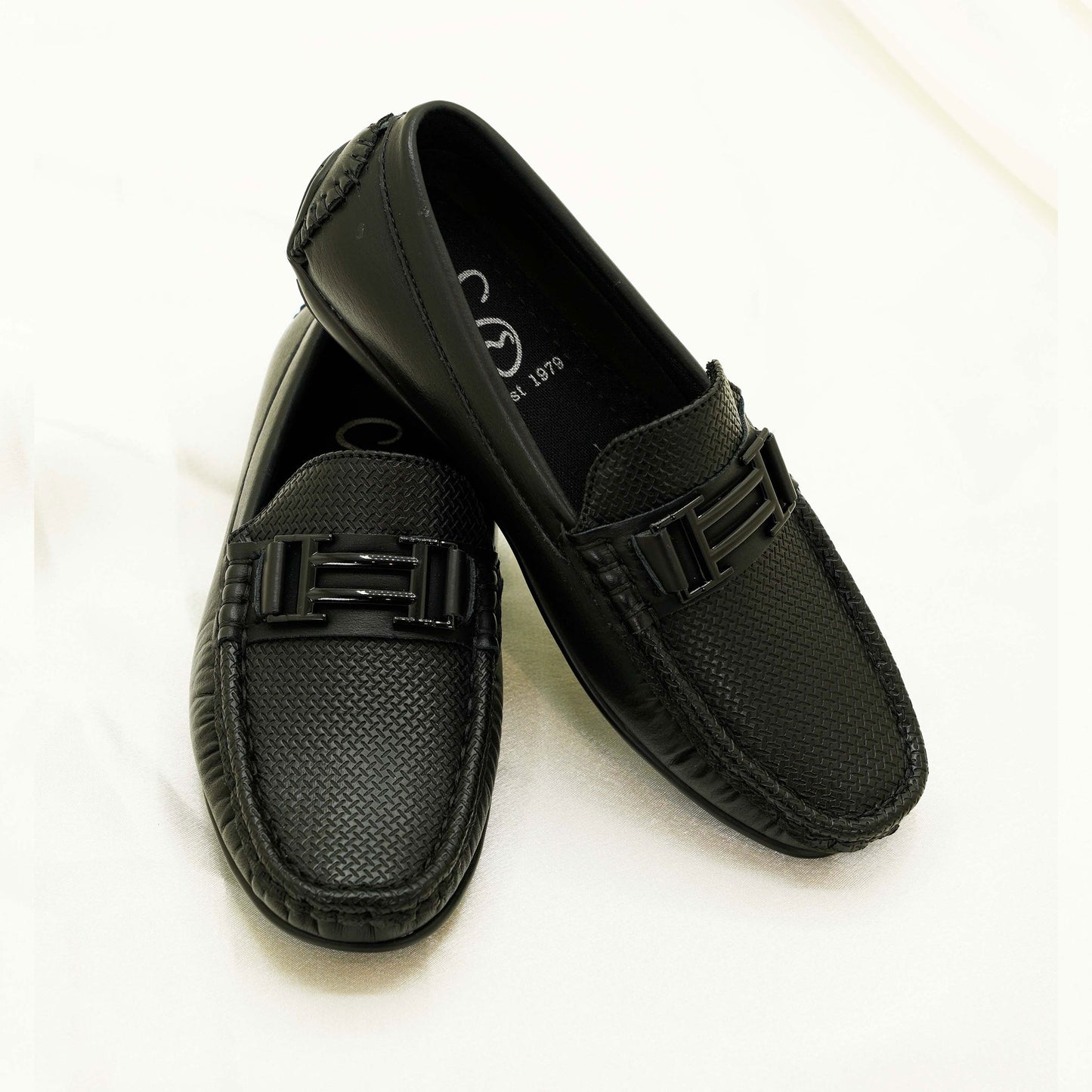 SHAHZ Kids Shoes-02 Black – Boys’ Slip-On Loafers with Textured Finish & Buckle Detail
