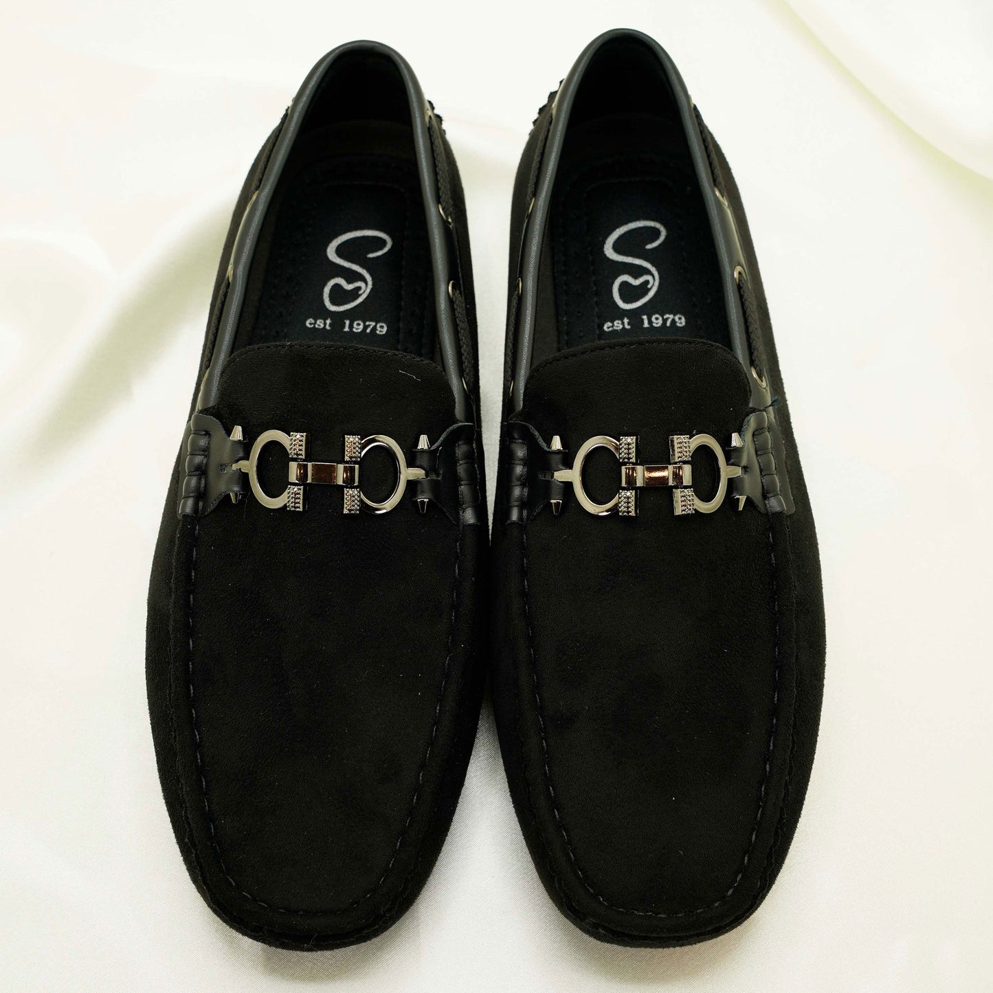 Men’s Suede Loafers – Classic Slip-On Moccasins with Metal Bit Detail for Smart Casual & Formal Wear