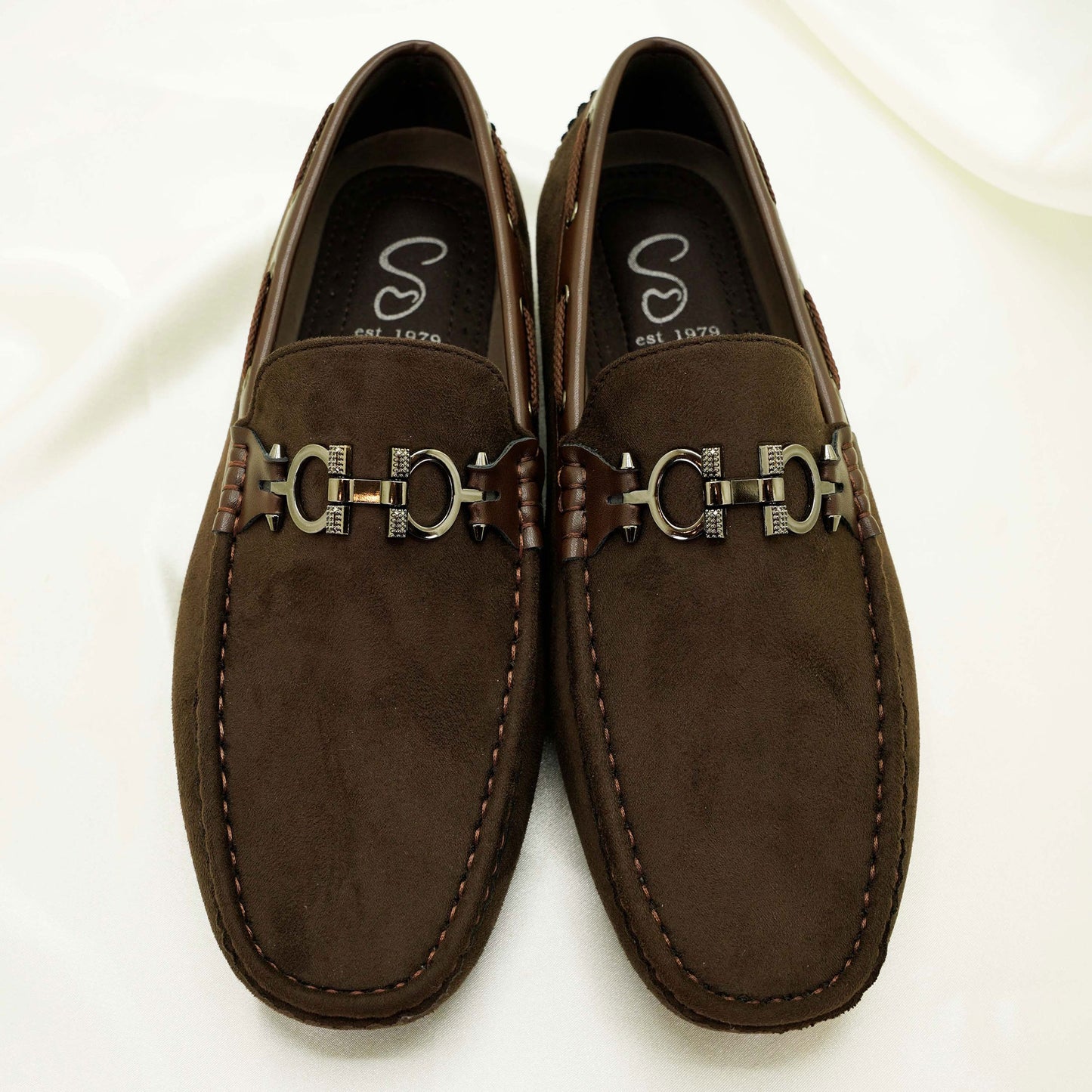 Men’s Suede Loafers – Classic Slip-On Moccasins with Metal Bit Detail for Smart Casual & Formal Wear