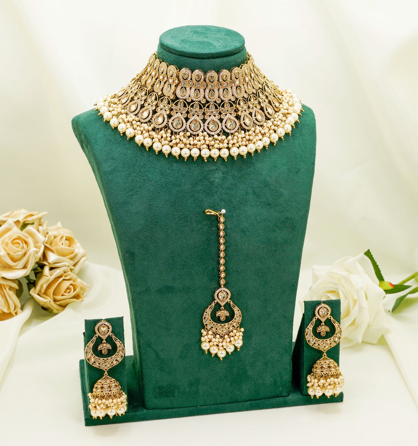 Gold Party Set - Choker Jewellery Set – Mehndi Necklace Set with Earrings and Tikka