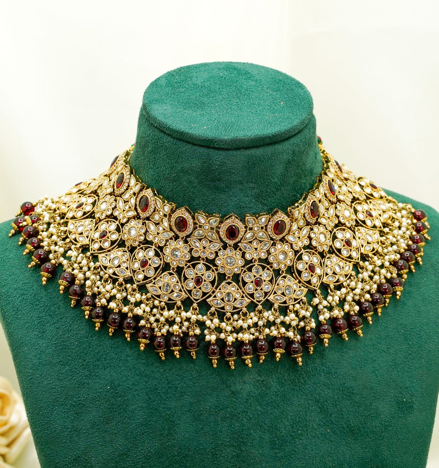 Red Party Set - Choker Jewellery Set – Mehndi Necklace Set with Earrings and Tikka