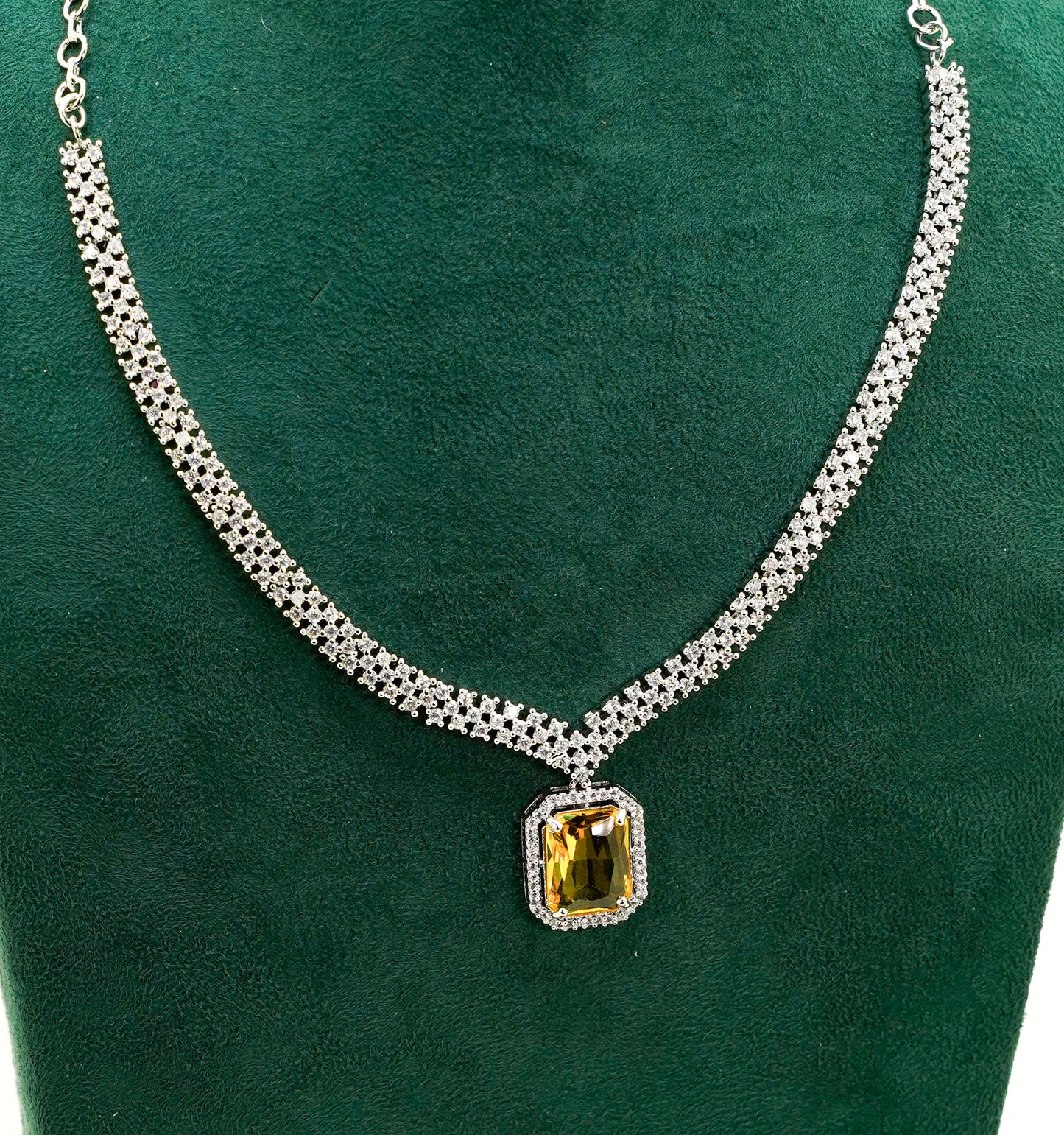 Elegant Catrine & Halo Necklace and Earrings Set
