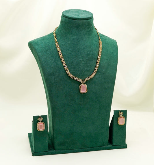 Soft Pink Elegant Catrine & Halo Necklace and Earrings Set