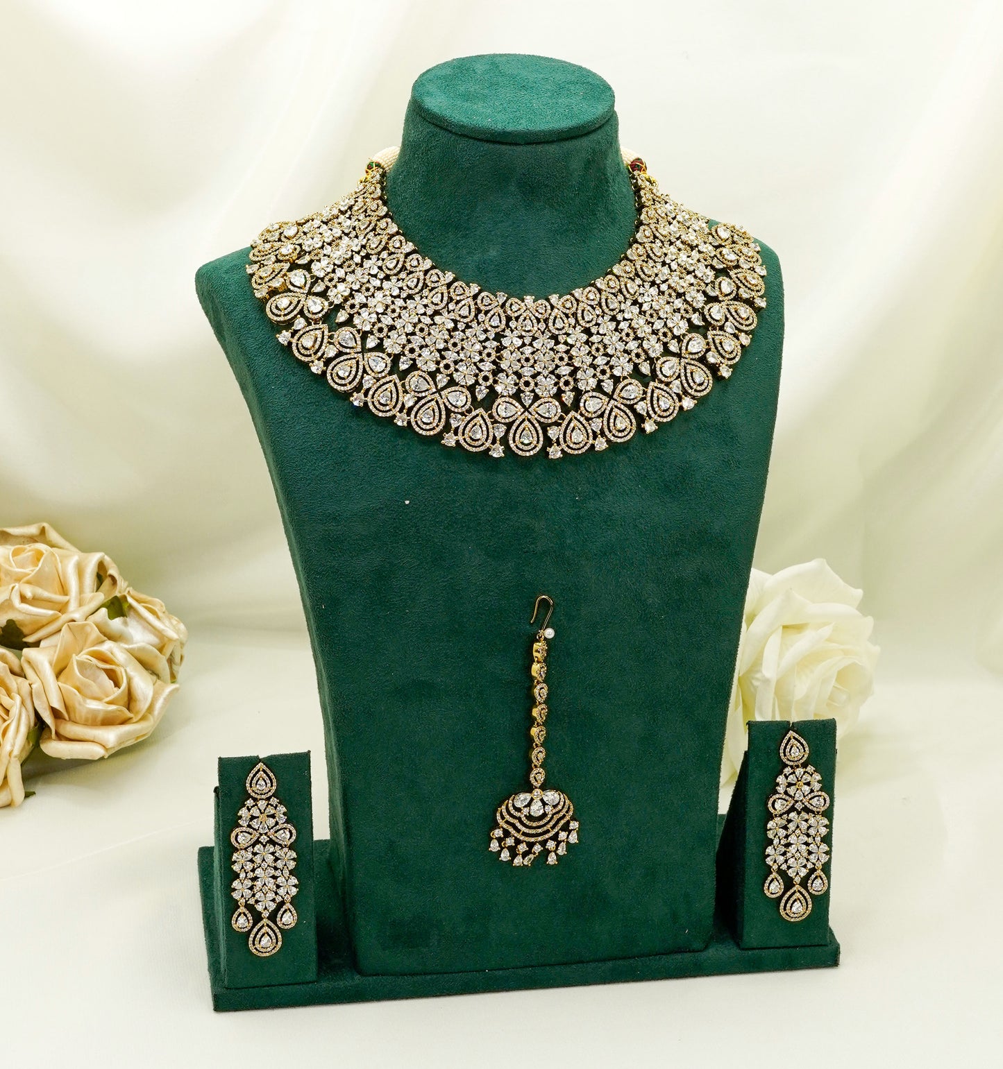 Gold/White Party Set - American Stone Jewellery Set – Necklace Set with Earrings & Tikka