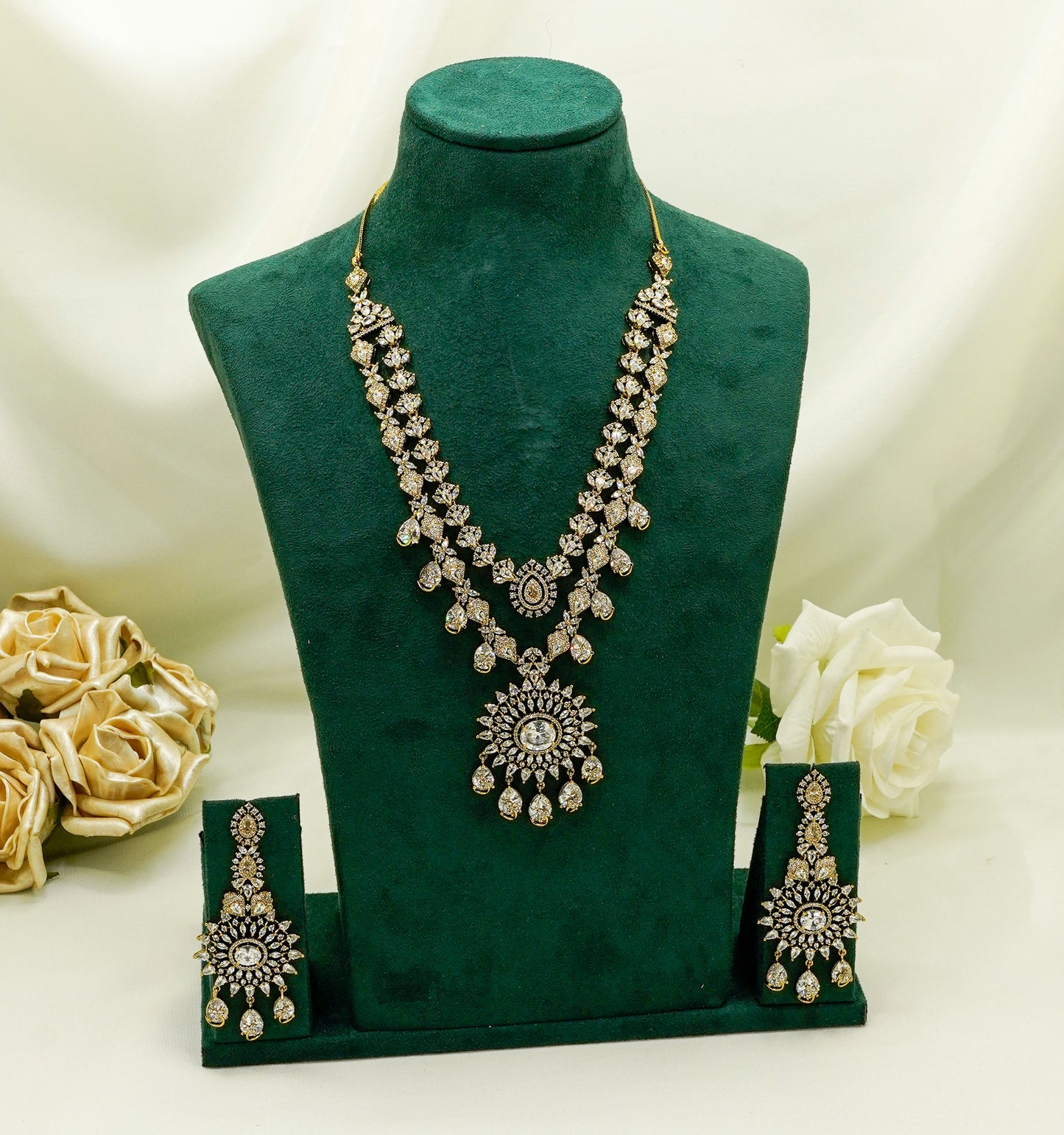 Gold/White Party Set - American Stone Jewellery Set – Necklace Set with Earrings